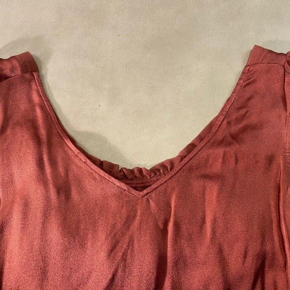 Cap Sleeve Silk Top - Burgundy Color - Picture 5 of 8
